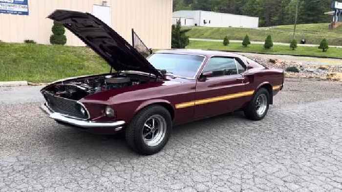 1969 Ford Mustang Mach 1 Cobra Jet Side-Oiler Is Remarkably Affordable, Needs One Thing