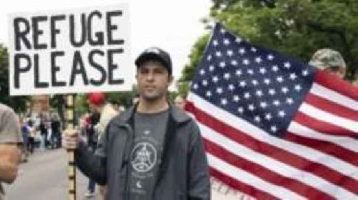 South Africa criticises US plan to accept white Afrikaner refugees