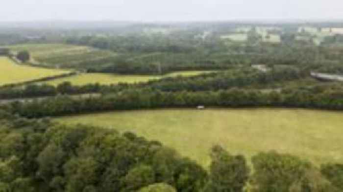 London mayor to 'explore' building on green belt