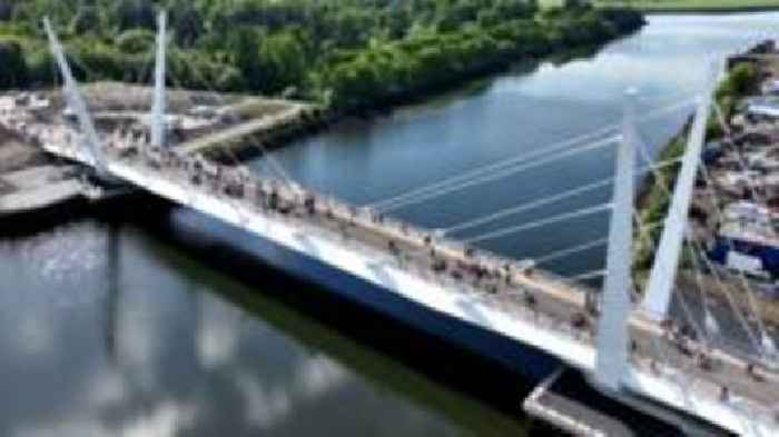 New road bridge over River Clyde opens to traffic