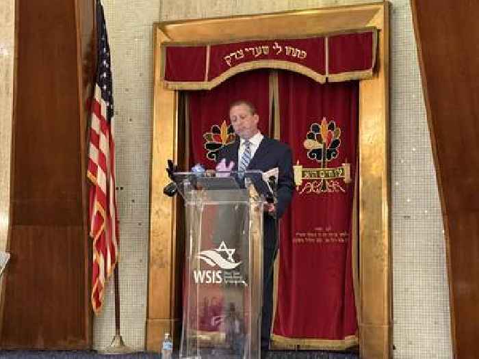 Cuomo, Lander scrap over Israel as antisemitism emerges as NYC mayoral election issue
