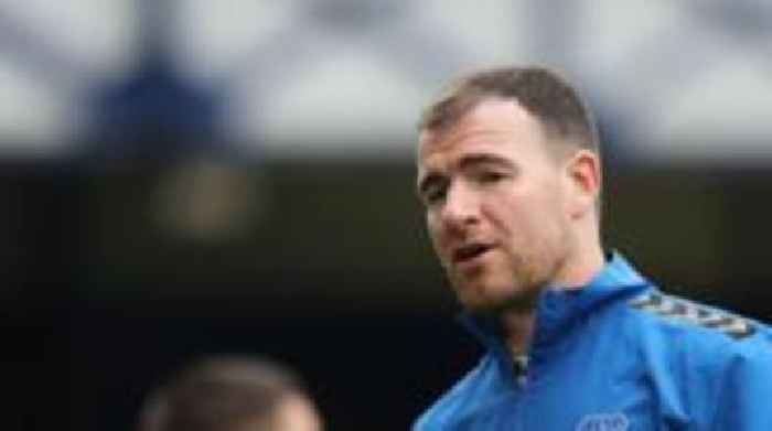 Lonergan and Smith released by Wigan Athletic