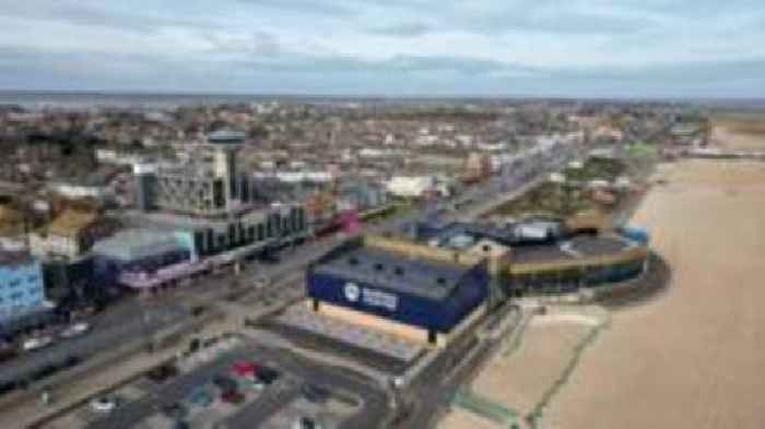 Study to explore coastal town's sea of opportunity