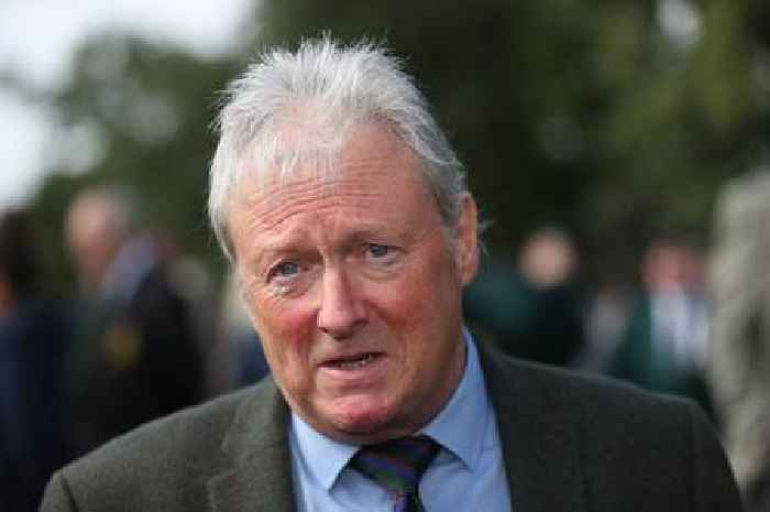 Coronation Street's Charlie Lawson back in hospital days after health scare