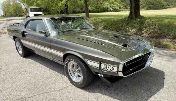 This 1969 Ford Mustang Shelby GT500 Wears the Paint That Got Customers Terribly Confused