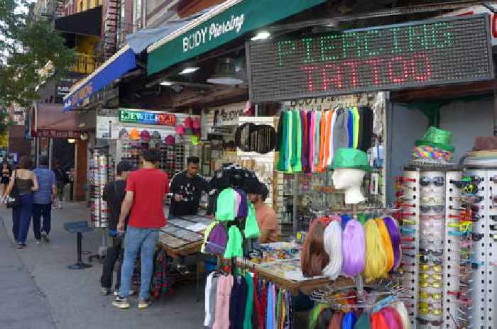 10 low-budget restaurants that are worth a detour to St. Mark’s Place