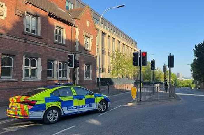 Live Leicester updates as major road closed after crash