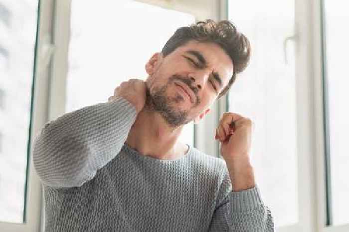Neurologist warns against neck cracking due to potential stroke risk