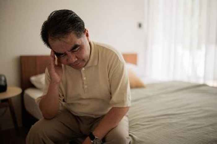 'Don't ignore' cancer symptom that wakes you up in the middle of the night, oncologist warns