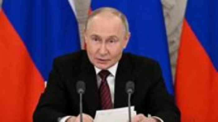 Putin calls for 'direct talks' with Ukraine