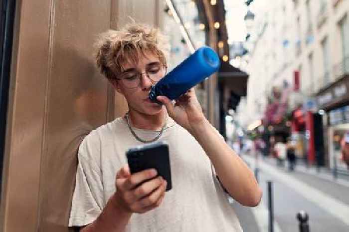 Doctor warns 'stop this water bottle habit before you get diarrhoea and vomiting'