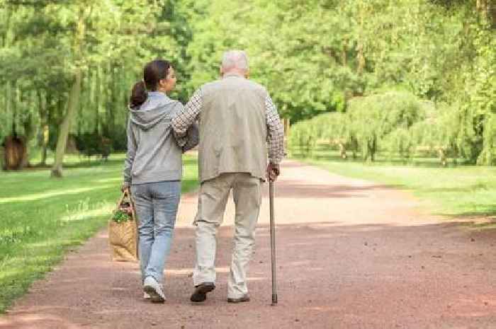 Sign of dementia in the way you walk that can occur 'before memory problems'