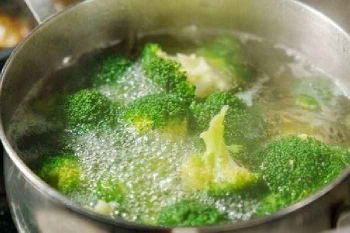 Broccoli tastes delicious if you don't boil it and cook it with 1 simple ingredient instead