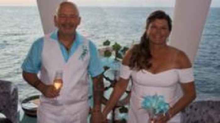 'Perpetual honeymoon' for stranded cruise ship couple married at sea