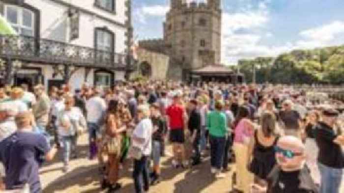 Lluniau: Gŵyl Fwyd Caernarfon