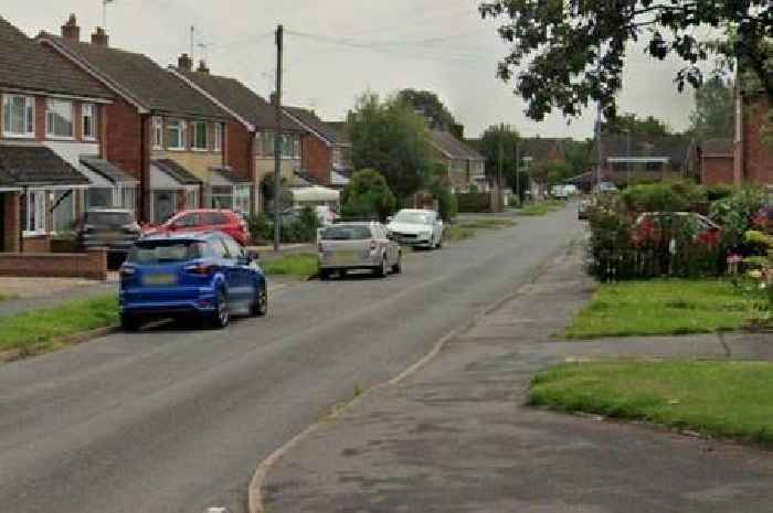 Murder investigation launched as woman dies in Leicestershire street