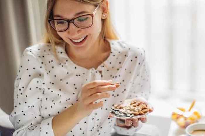 Slash inflammation and boost sleep with late-night snack dietitians swear by