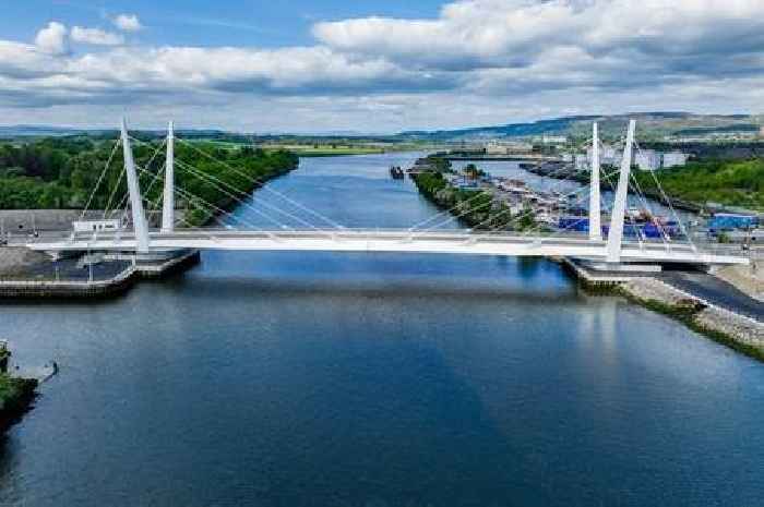 Crowds gather to see £117m Renfrew Bridge open over River Clyde