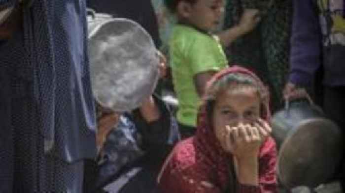 Bowen: Denying food to Gaza is 'weapon of war', says UN refugee agency head