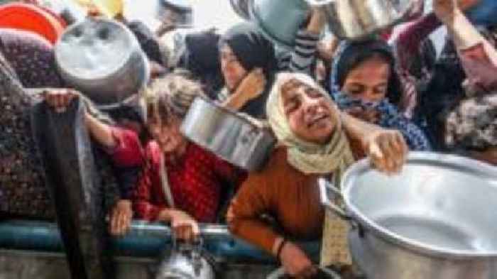 Israel denying food to Gaza is 'weapon of war', UN Palestinian refugee agency head tells BBC