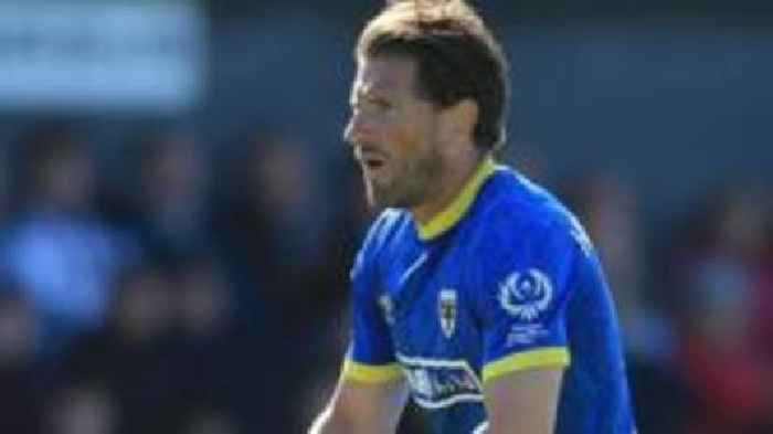 Wimbledon defender Hutchinson has heart surgery