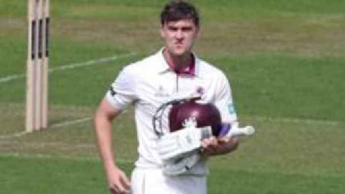 Lammonby signs new three-year deal with Somerset