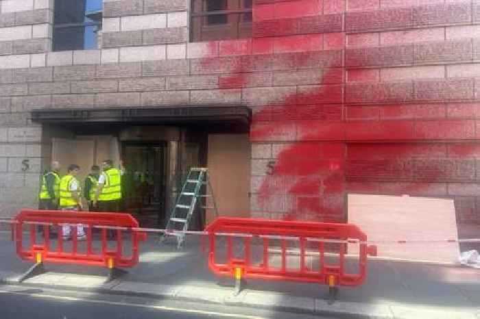 Exclusive: JP Morgan’s City of London office vandalised