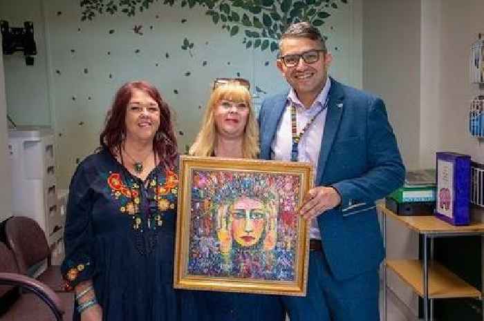 'I did think I was going to die, although I never told anyone' - Brain tumour patient donates painting to Hull neurosurgeons