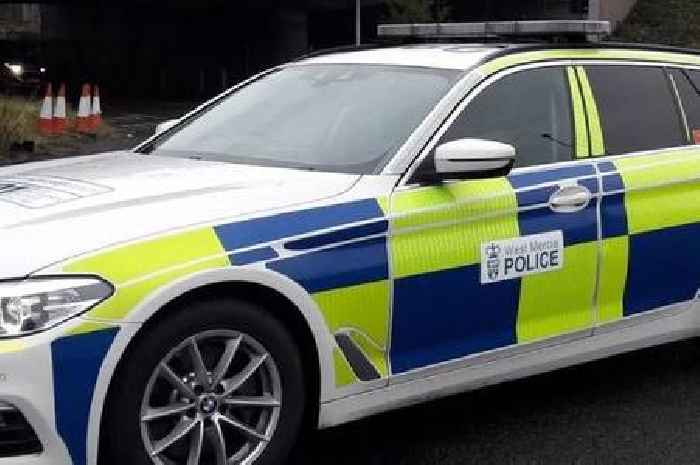 Police searching for two women who were 'punched' at Worcestershire pub