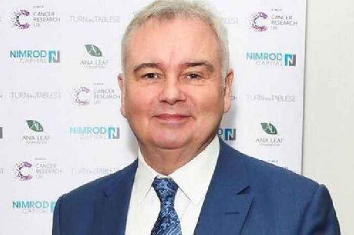 Eamonn Holmes fans fume over 'disgusting' and 'unprofessional' on air habit