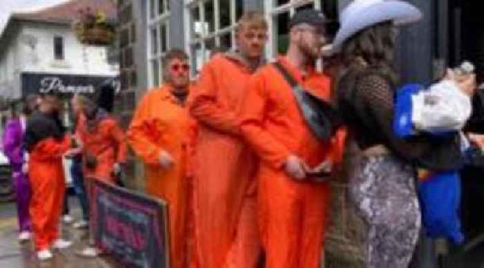 Locals fight 24/7 booze licence on Otley Run route