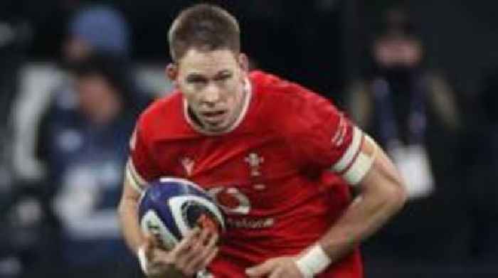 Williams says 'more left in the tank' after Saracens exit