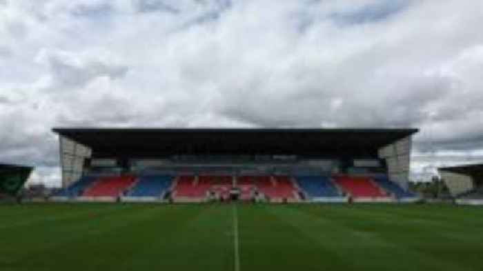 Council rejects Salford's attempts to buy stadium