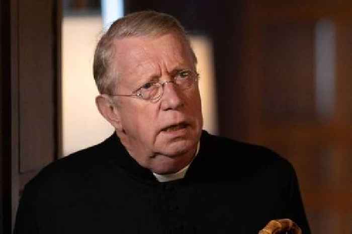 Father Brown star Mark Williams moves onto sci-fi film with Star Trek and Eastenders alumni