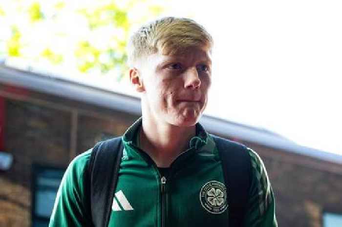 Sean McArdle leaves Celtic teammate in hysterics with something he did while signing autographs for adoring fans