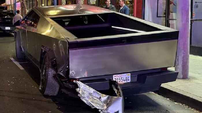How One Owner's Tesla Cybertruck Ended Up As $8,000 Worth of Scrap Metal While Parked