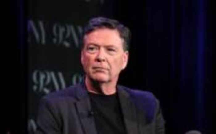 Ex-FBI boss investigated for seashell photo seen as threat to Trump