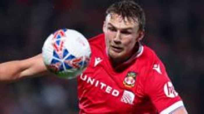 Dalby and Davies leave Championship-bound Wrexham
