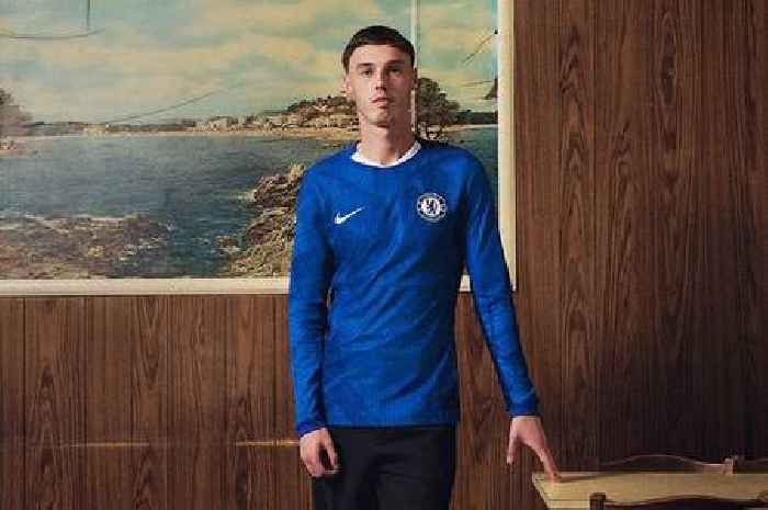 Cole Palmer 'poses like The Inbetweeners' as Chelsea release new home kit