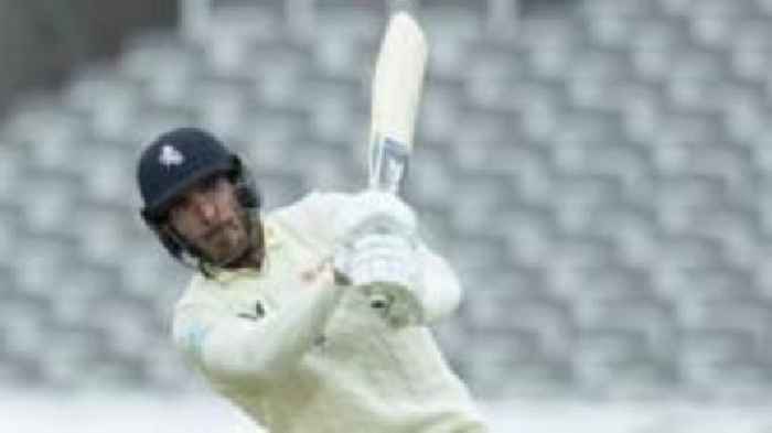 Stewart century gets Kent back on track against Glos