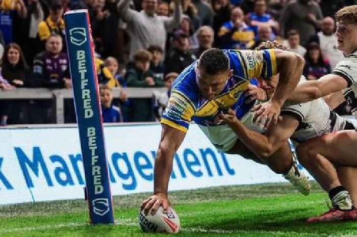 John Cartwright reacts to Hull FC's defeat to Leeds and asks for captain's challenge 'explanation'