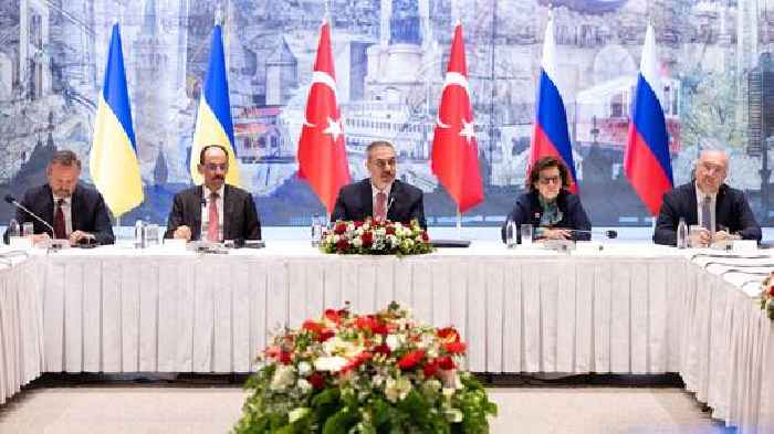 First Russia-Ukraine talks for years agree POW swap - but last less than two hours