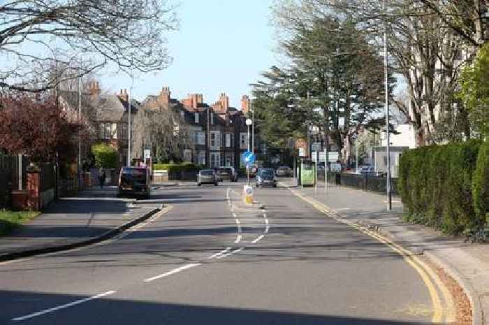Wilford Lane closed live updates as buses divert after West Bridgford crash