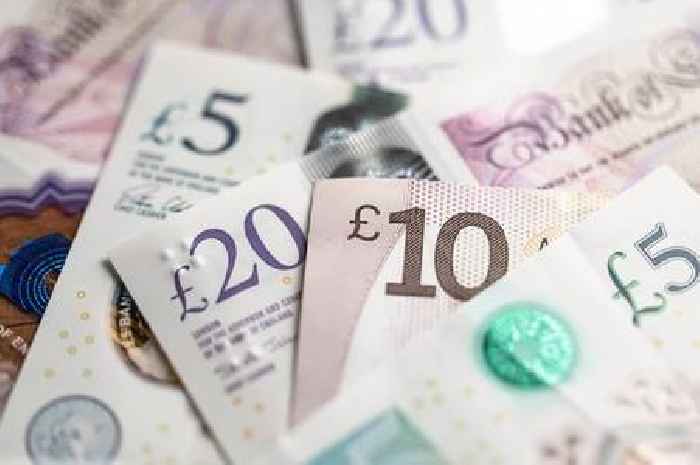 Santander, Natwest, Barclays, Lloyds and HSBC customers should 'close bank account'