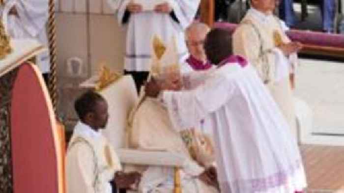 Pope denounces exploitation and autocracy in inauguration Mass