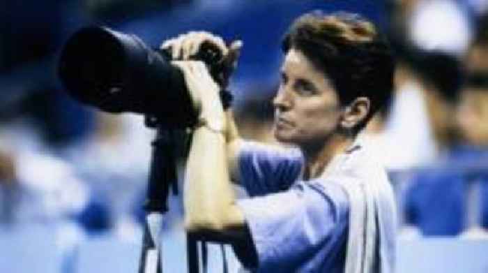 Pioneer sports snapper plans to keep going at 81
