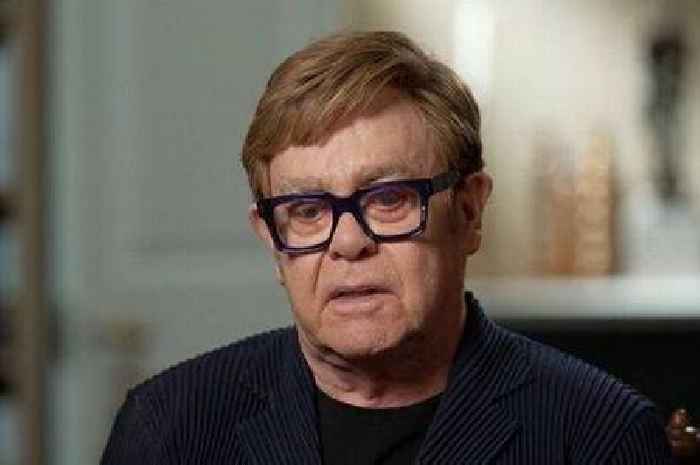 'Angry' Elton John slams 'bunch of losers' government for 'theft' of young people
