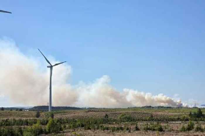 Wildfire breaks out in Lanarkshire as smoke drifts for miles due to high winds