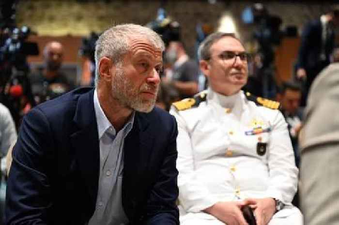 Chelsea completed striker transfer to beat Man Utd as £200m Roman Abramovich statement matched