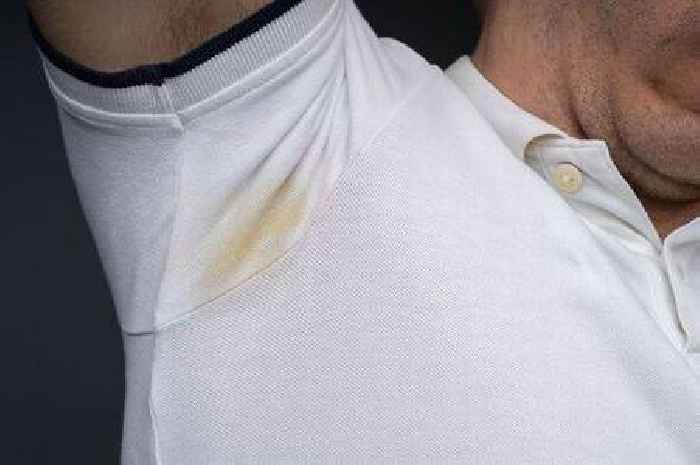 Cleaning experts share 2-ingredient hack to remove sweat stains from white clothes